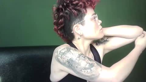 Megan and sophi online show from December 1, 4:29 pm