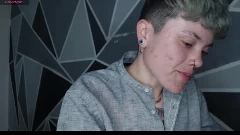 Snapshot of megan_coop3r_ chatting on March 4, 5:35 am Megan and sophi online show from March 4, 5:35 am