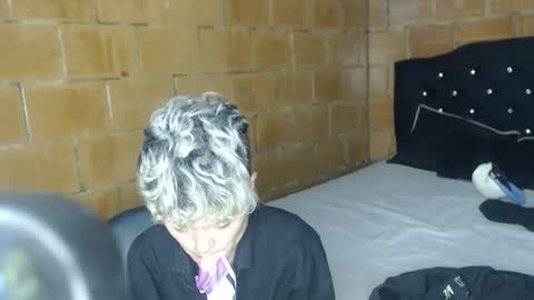 Snapshot of megan_coop3r_ chatting on April 15, 2:40 am Megan and sophi online show from April 15, 2:40 am