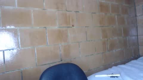 Snapshot of megan_coop3r_ chatting on April 19, 1:16 am Megan and sophi online show from April 19, 1:16 am