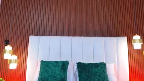 Snapshot of megan_cruzgb chatting on October 10, 12:26 pm Carolina Paez online show from October 10, 12:26 pm