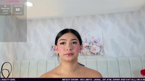 Snapshot of megan_cruzgb chatting on April 2, 12:14 pm Carolina Paez online show from April 2, 12:14 pm