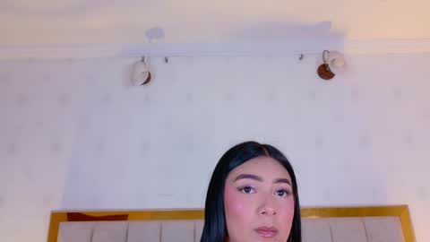 Carolina Paez online show from May 9, 12:10 pm