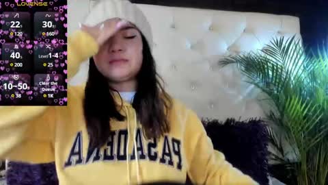     online show from December 24, 11:28 am