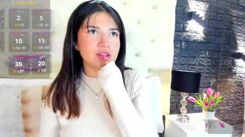     online show from February 6, 11:43 am