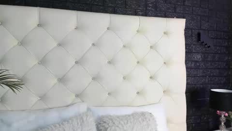     online show from February 13, 11:39 am