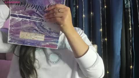     online show from May 7, 11:48 am
