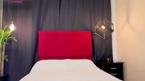 megan do santos online show from October 22, 2:12 am