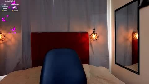 Snapshot of megan_do_santos chatting on March 19, 8:35 pm megan do santos online show from March 19, 8:35 pm