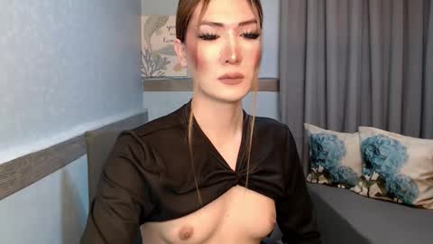 Megan online show from April 18, 7:07 pm