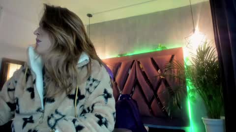    online show from January 9, 2:33 am