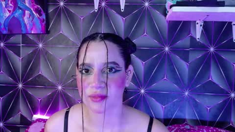megan_jenner1 online show from October 5, 5:28 am