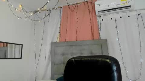 megan online show from December 7, 6:59 pm