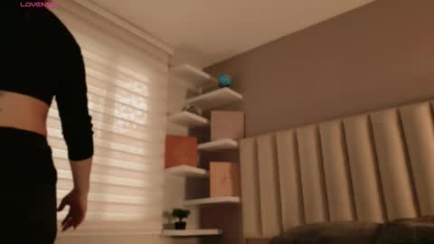 Snapshot of megan_moore__ chatting on September 22, 12:07 pm     online show from September 22, 12:07 pm