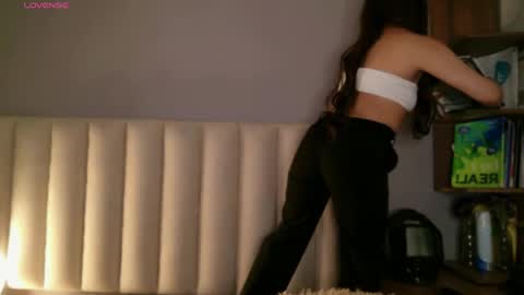     online show from May 15, 1:18 pm