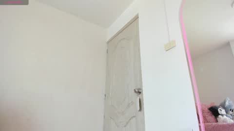 Snapshot of megan_myerss_ chatting on September 24, 2:20 pm Megan online show from September 24, 2:20 pm
