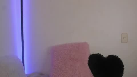 megan_palmer25 online show from February 28, 3:15 am