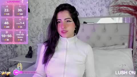 Snapshot of megan_rossee1 chatting on December 24, 9:17 am MEGAN online show from December 24, 9:17 am