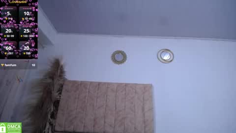 Snapshot of megan_sr03 chatting on March 12, 8:20 pm Megan online show from March 12, 8:20 pm