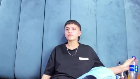 Snapshot of megan_thompsonn_ chatting on February 26, 2:43 am megan_thompsonn_ online show from February 26, 2:43 am