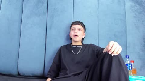 Snapshot of megan_thompsonn_ chatting on March 14, 2:39 am megan_thompsonn_ online show from March 14, 2:39 am