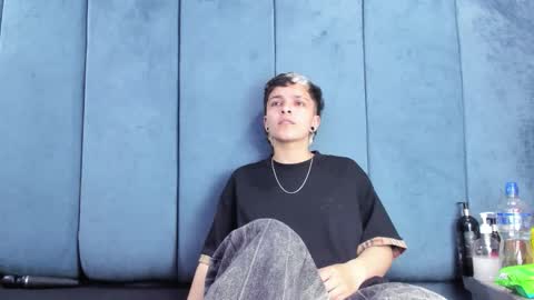 Snapshot of megan_thompsonn_ chatting on April 16, 2:23 am megan_thompsonn_ online show from April 16, 2:23 am