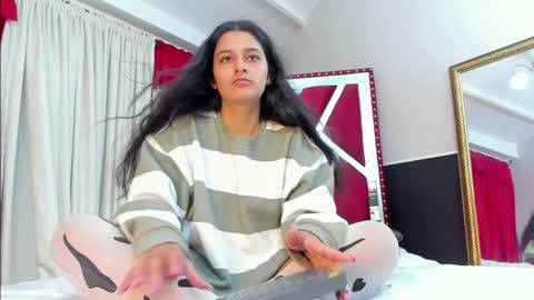 Snapshot of megan_whitte_01 chatting on January 25, 3:40 am megan white 01 online show from January 25, 3:40 am