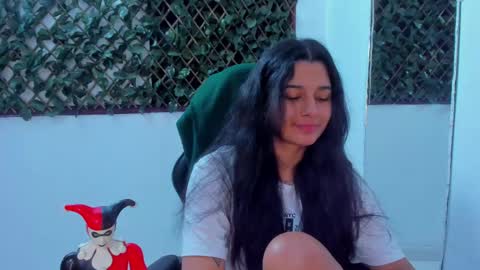 Snapshot of megan_whitte_01 chatting on February 28, 3:48 am megan white 01 online show from February 28, 3:48 am