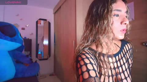 Snapshot of meganadriels96 chatting on May 8, 9:20 pm M E G A N online show from May 8, 9:20 pm
