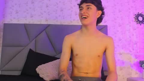 meganandtayler online show from October 17, 3:42 am