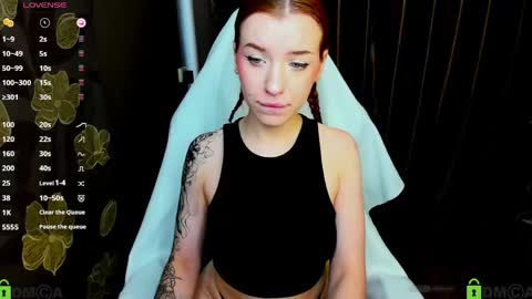 megancat333 online show from April 25, 6:38 am