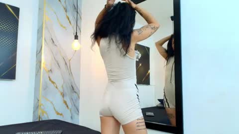 meganfox75 online show from September 14, 12:04 pm