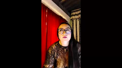 Snapshot of meganhotcurvy chatting on January 13, 3:17 pm meganhotcurvy online show from January 13, 3:17 pm