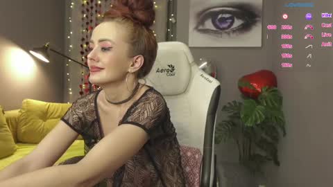 MeganieX online show from February 15, 8:00 am