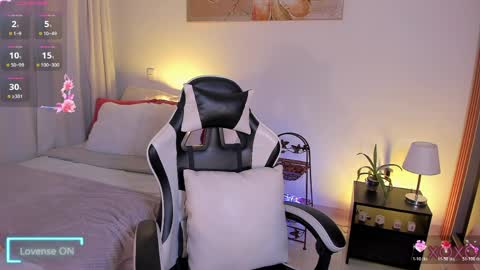 megan lake online show from March 29, 7:14 pm