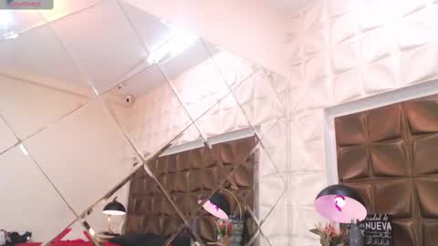 meganlarsson online show from October 14, 11:44 am