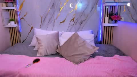 meganlust11 online show from May 15, 11:23 pm