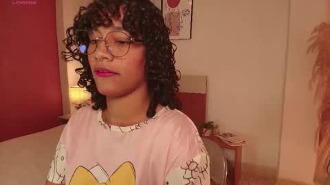Snapshot of meganlux_1 chatting on June 8, 7:58 pm - 29p online show from June 8, 7:58 pm