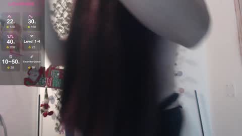 Snapshot of megannixx chatting on December 26, 8:50 am megannixx online show from December 26, 8:50 am