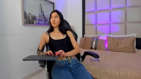 Megan Presley online show from May 13, 9:00 pm