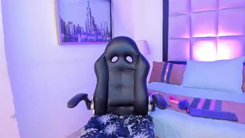 Megan Presley online show from June 19, 3:16 pm