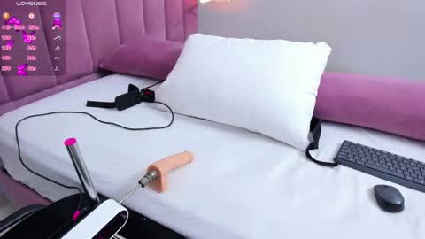 Megan  online show from February 18, 7:32 pm