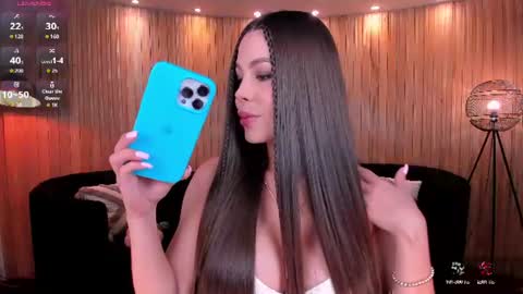Snapshot of meganscottx chatting on July 29, 2:15 pm Megan online show from July 29, 2:15 pm
