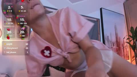 megansky18 online show from February 13, 11:58 pm