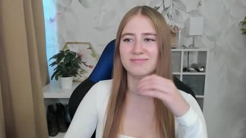 Megan online show from September 12, 5:29 am