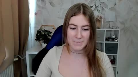 Megan online show from April 2, 12:25 pm