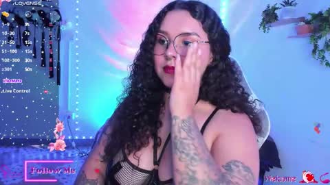   online show from December 5, 3:26 am