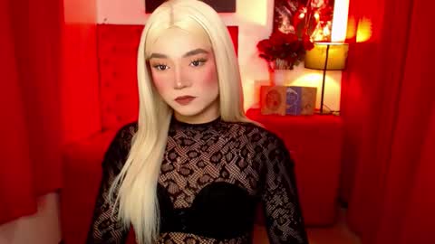 meggan  . maria shantal online show from October 12, 10:25 am