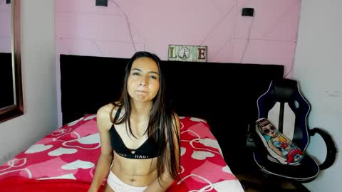 MeggannFoxx online show from September 16, 1:34 pm