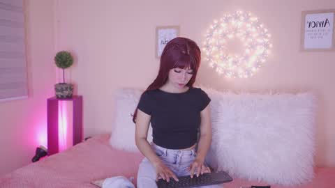 Meggie 1J online show from January 7, 12:13 am